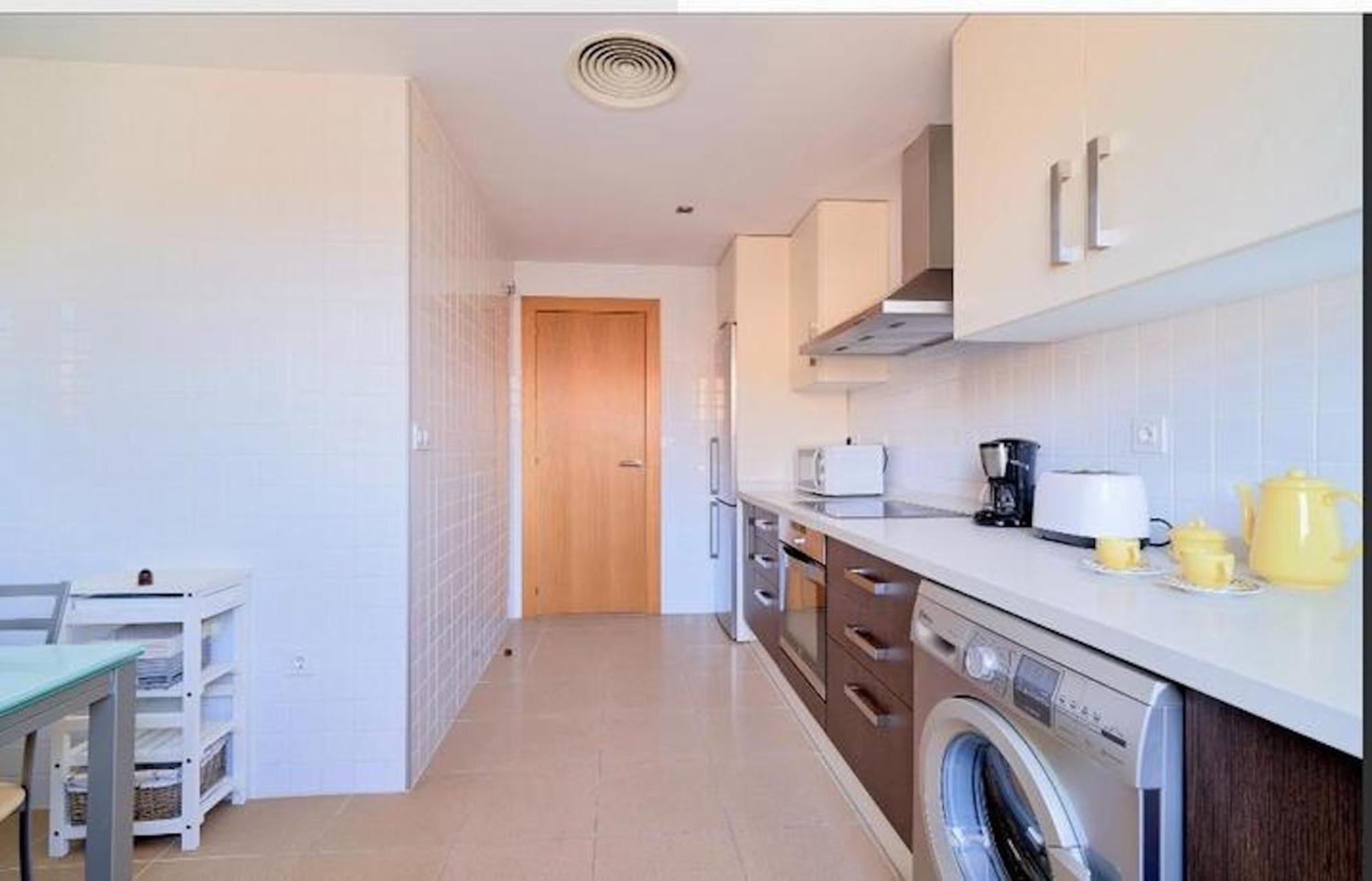 Holidays2Malaga Heroe De Sostoa Con Piscina Junto Estacion Ave Y Playa Exterior photo